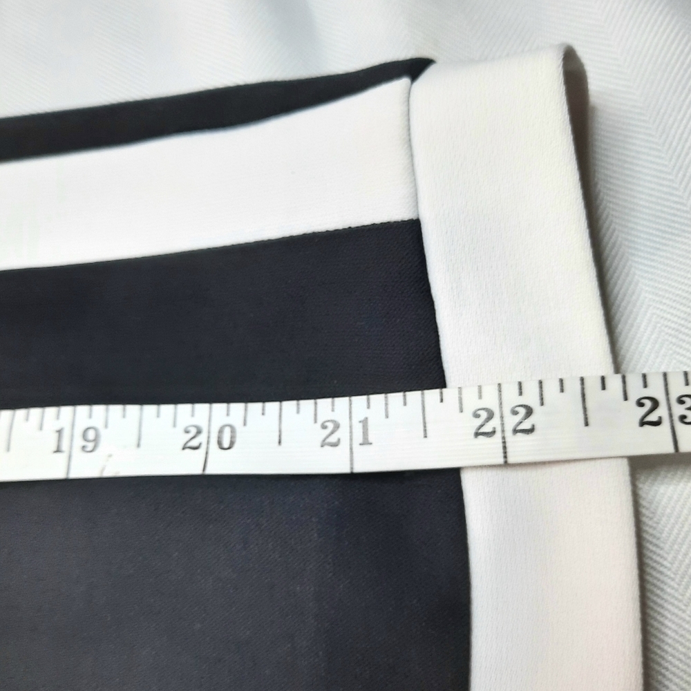 Bogato Classic size 10 Midi black & white lined skirt - Picture 15 of 17